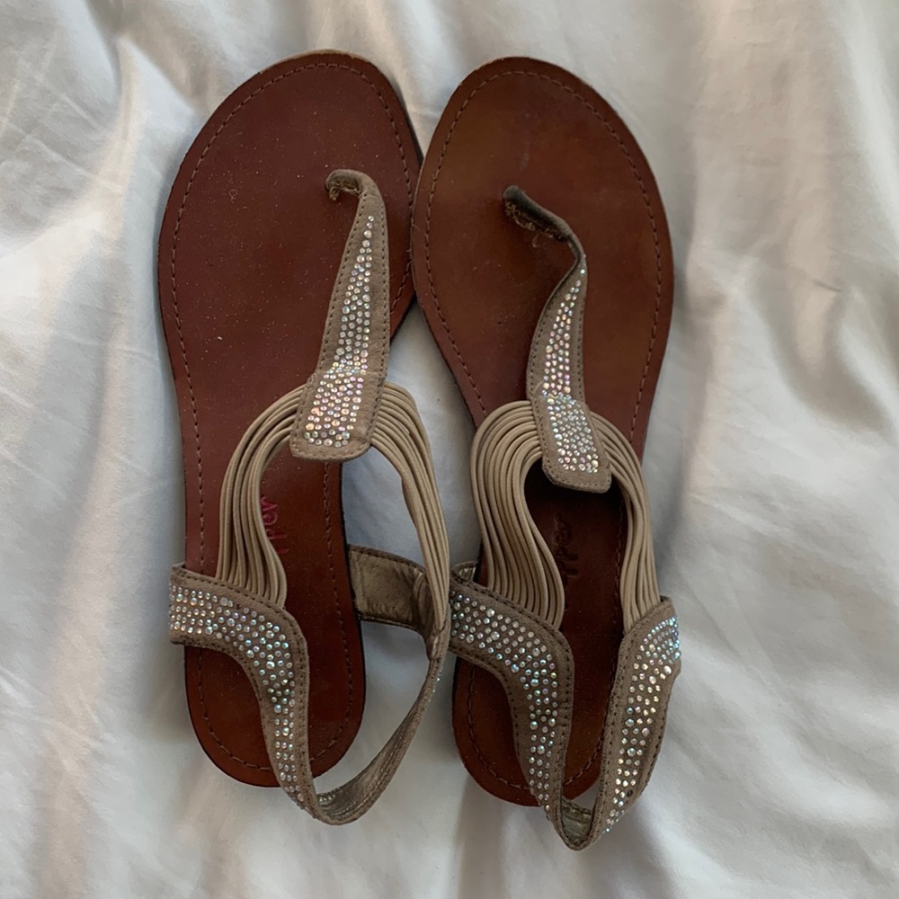 Slight Wedge Sandals